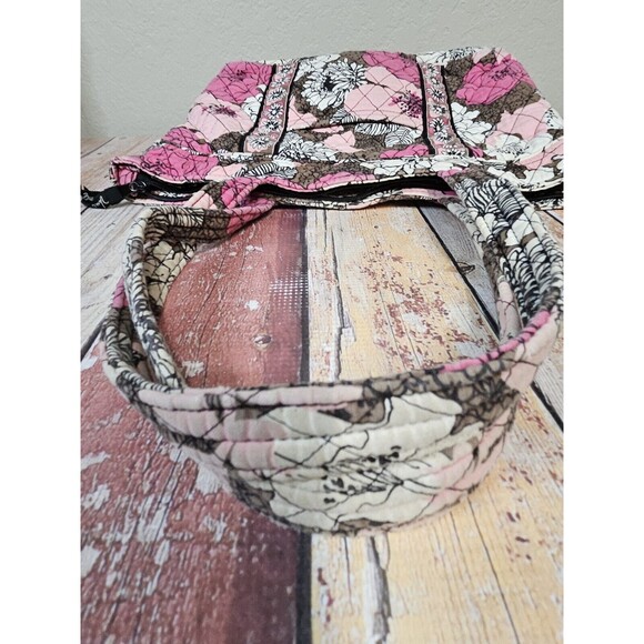 Vera Bradley Quilted Mocha Rouge Shoulder Handbag Zipper Floral 2011 Purse - Picture 6 of 13